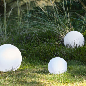 Villa Collection LED solar kugler medium og large