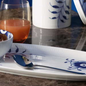 Royal Copenhagen Blå Mega Riflet Aflangt fad 37 cm
