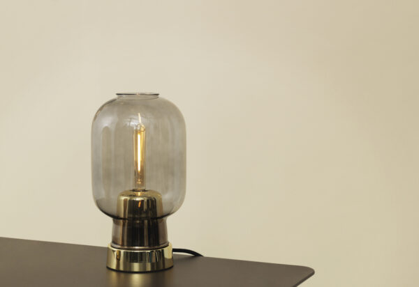 Normann Copenhagen Amp bordlampe