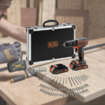 Black & Decker slagboremaskine 18v med tilbehør