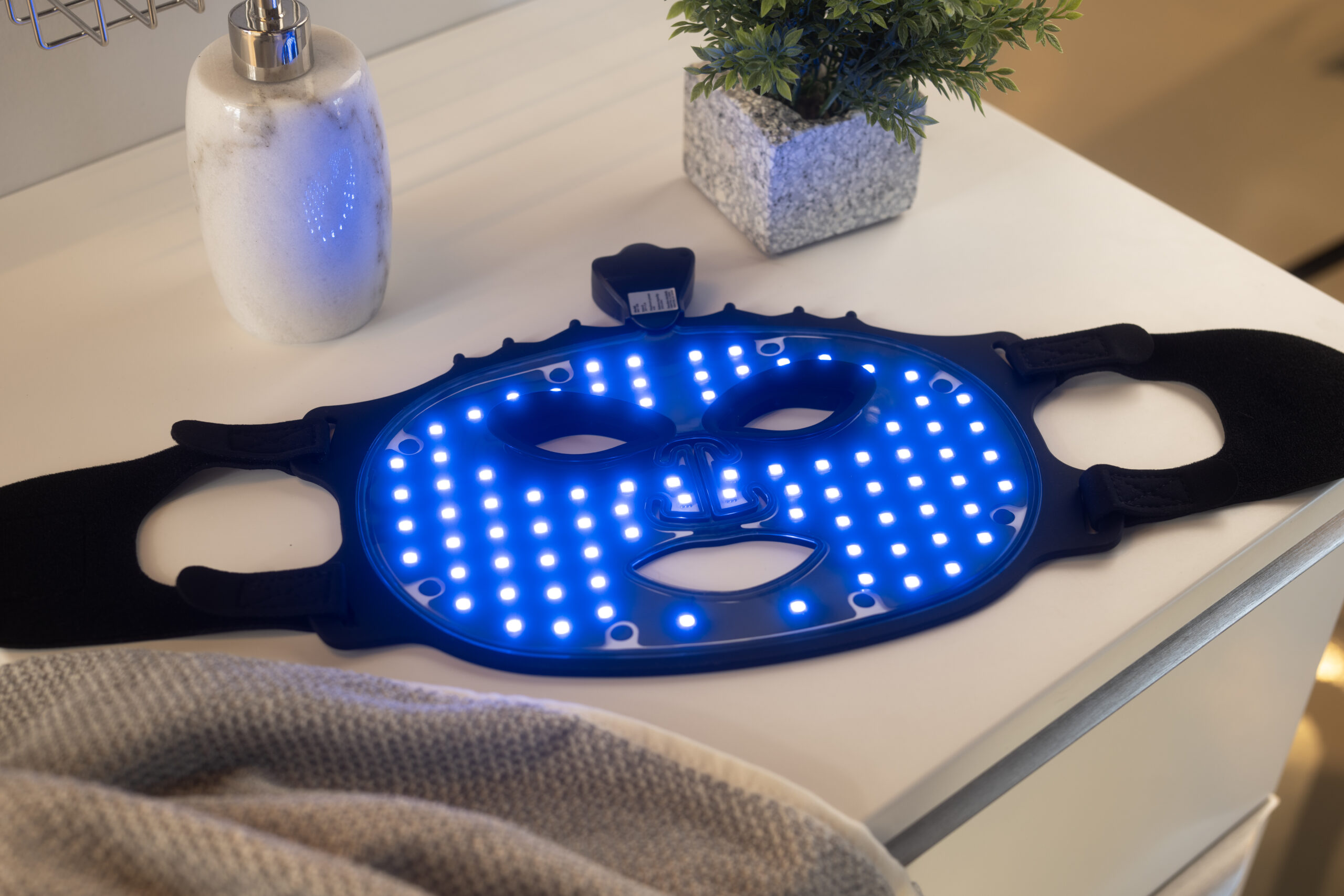 LED Ansigtsmaske AX 46561 LED Ansigtsmaske AX 46561