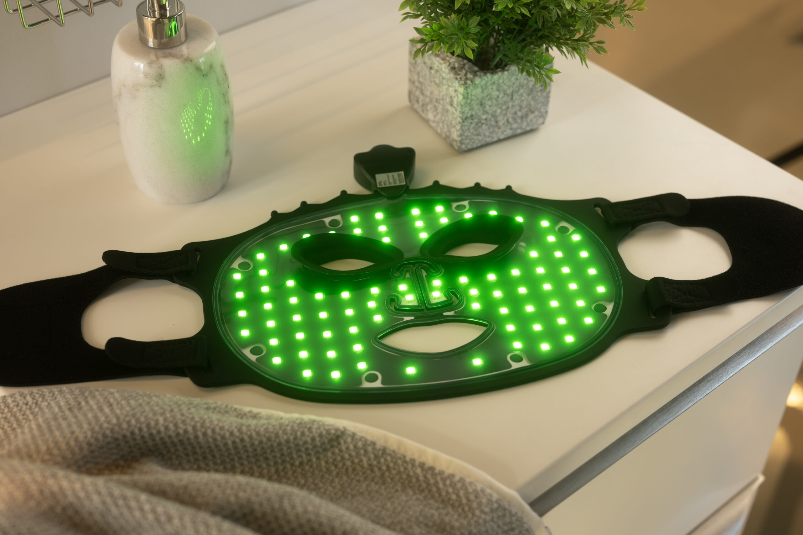 LED Ansigtsmaske AX 46561 LED Ansigtsmaske AX 46561