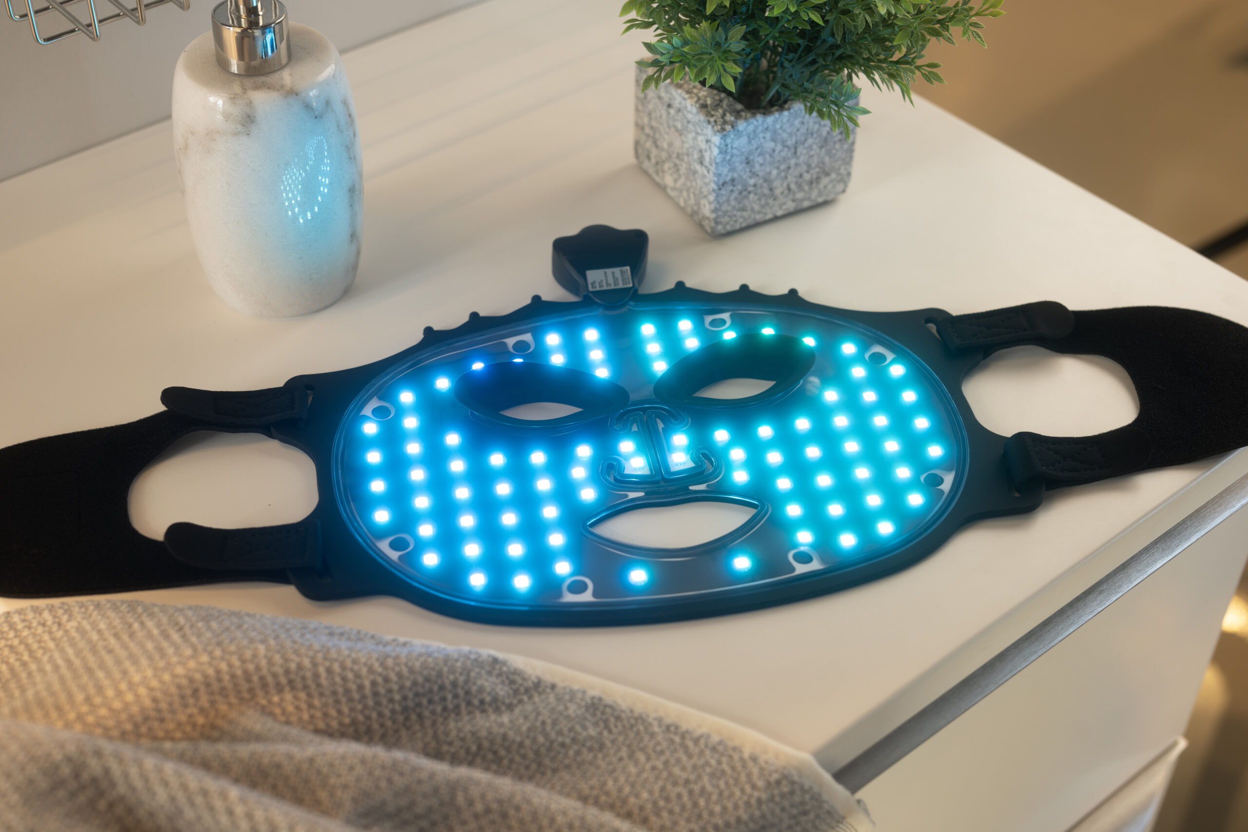 LED Ansigtsmaske AX 46561 LED Ansigtsmaske AX 46561