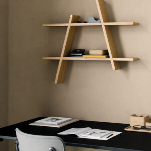 A-Shelf hylde i olieret egetræ