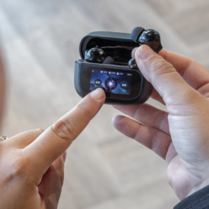 In-Ear høretelefoner med touchskærm