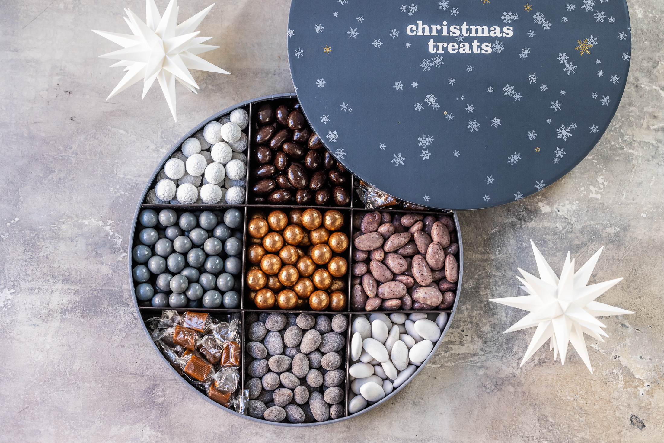 10250(1) CHRISTMAS TREAT