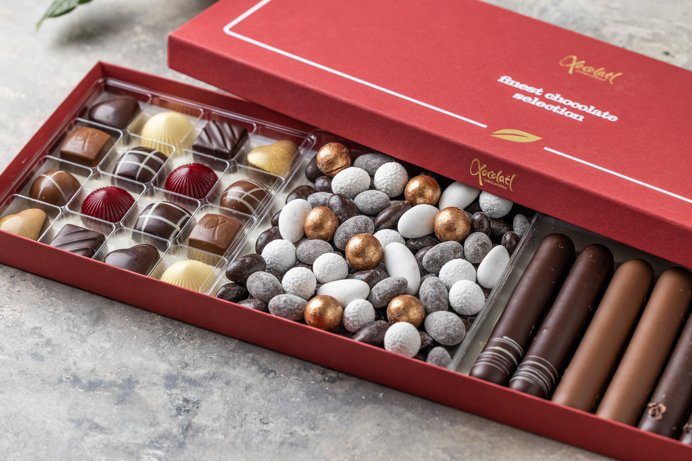 10335(2) MERRY CHERRY 16 MARZIPAN MIX