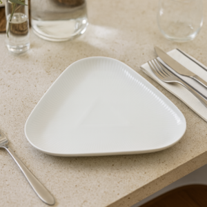 Royal Copenhagen Hvid Riflet fad