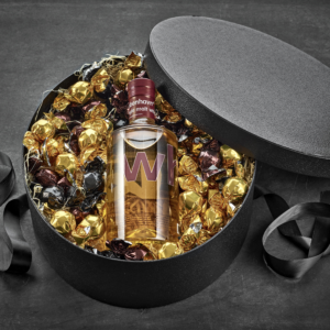 Gaveæske med København Whisky og luksuschokolade