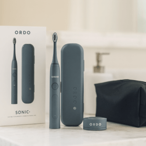 Ordo sonic+ tandbørste, rejseetui & Carl O Reykjavik toilettaske