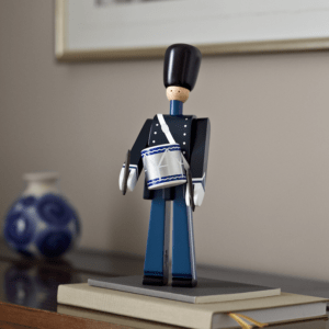 Kay Bojesen blå Fanebærer eller trommeslager lille