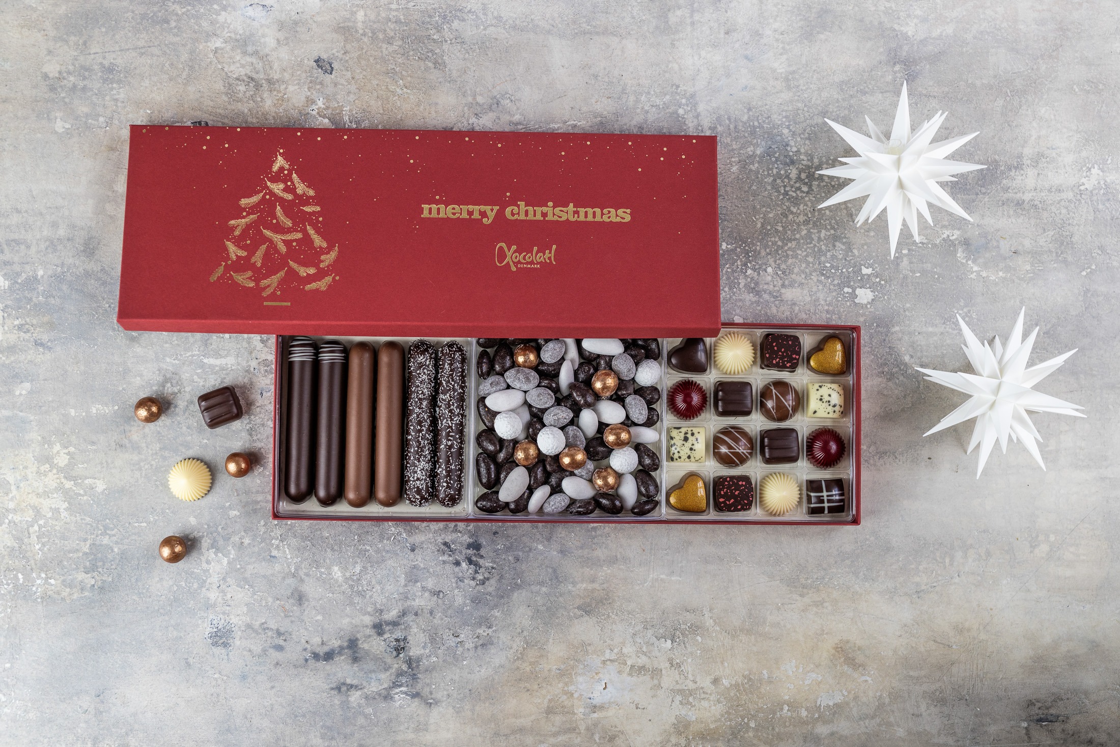 Xocolatl Merry cherry 16 marzipan mix Xocolatl Merry cherry 16 marzipan mix