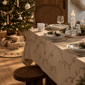 Kähler Hammershøi Christmas – Dug, Juletræstæppe & Snefamilie